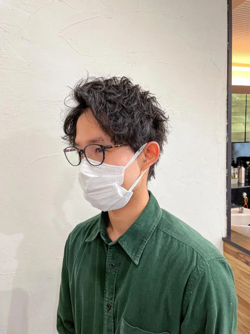 ショート メンズ くせ毛 外ハネヘア かんばら りょーいのヘアスタイル