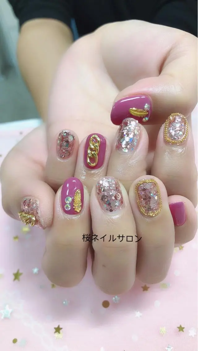 ネイル ハンドネイル MoonNail ユリ🌸のネイルデザイン