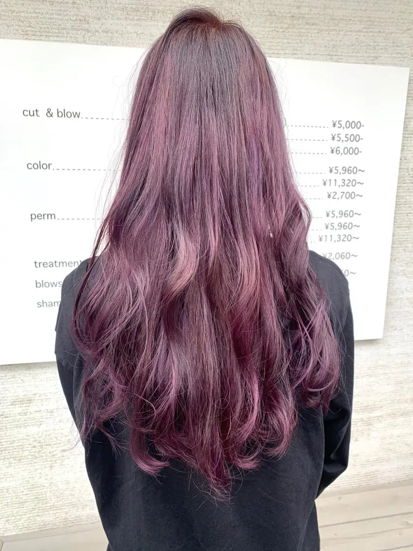 ロング パープルカラー 斉藤大河 カラー/縮毛矯正のヘアスタイル
