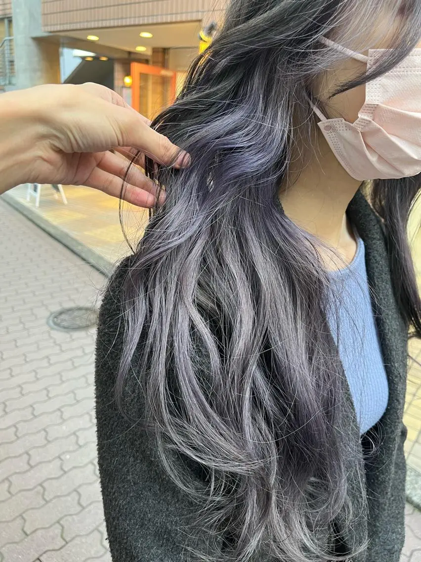 ロング カラー ショートボブ アッシュ バレイヤージュ ミストバング ベージュカラー カット ヘアカラー トリートメント 原宿サロン代表 デザインカラー伊藤卓のヘアスタイル