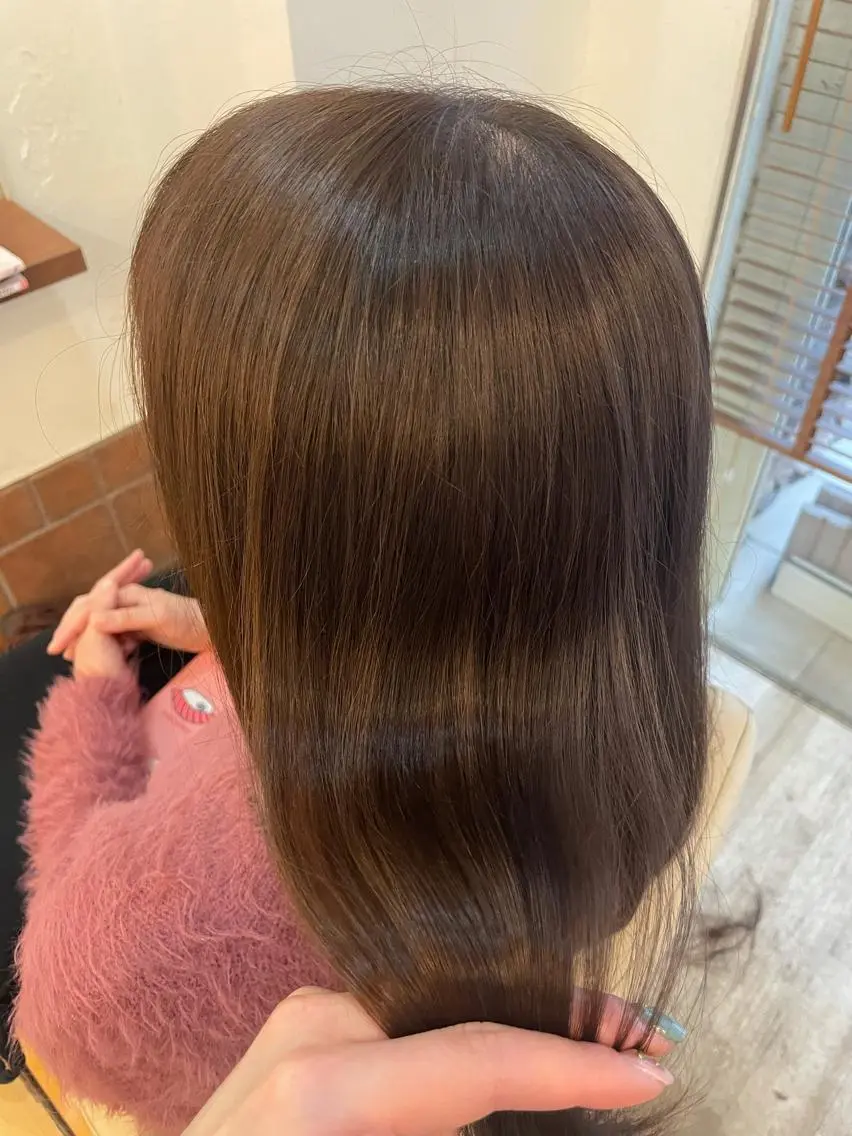 セミロング カラー 髪質改善✨️透明感カ ラー✧*。山下さいみのヘアスタイル