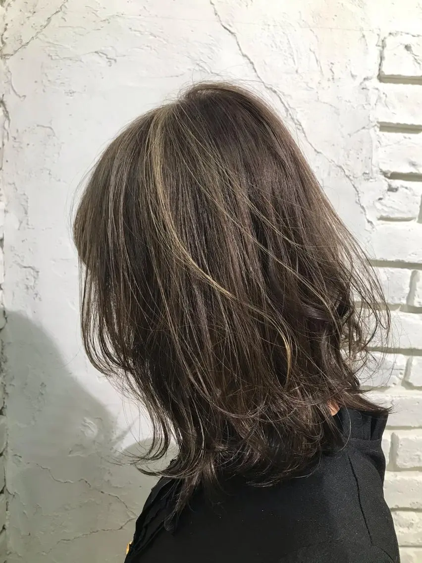 セミロング カラー レイヤーカット🪽 MARINA🦩のヘアスタイル