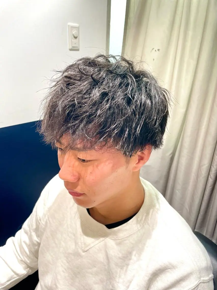 ショート パーマ メンズ メンズパーマ ツイストスパイラルパーマ スパイラルパーマ カット パーマ 銀座メンズカット/ 銀座メンズパーマ/のヘアスタイル