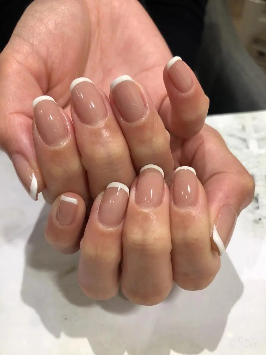 ネイル フレンチネイル ハンドネイル 吉野✨ ネイルデザイナー✨のネイルデザイン