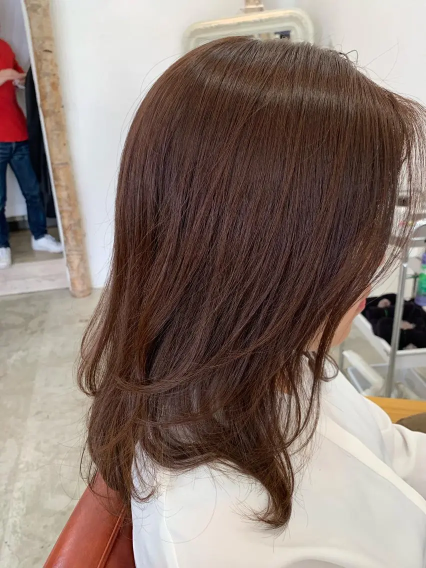 セミロング カラー fio マナミのヘアスタイル