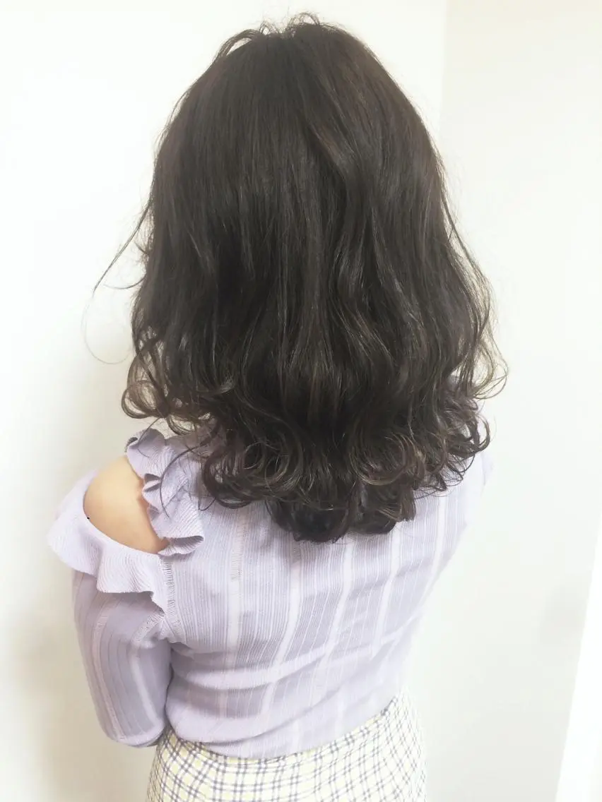 ミディアム カラー 🍀ナガヤマ ヒデアキ🍀のヘアスタイル