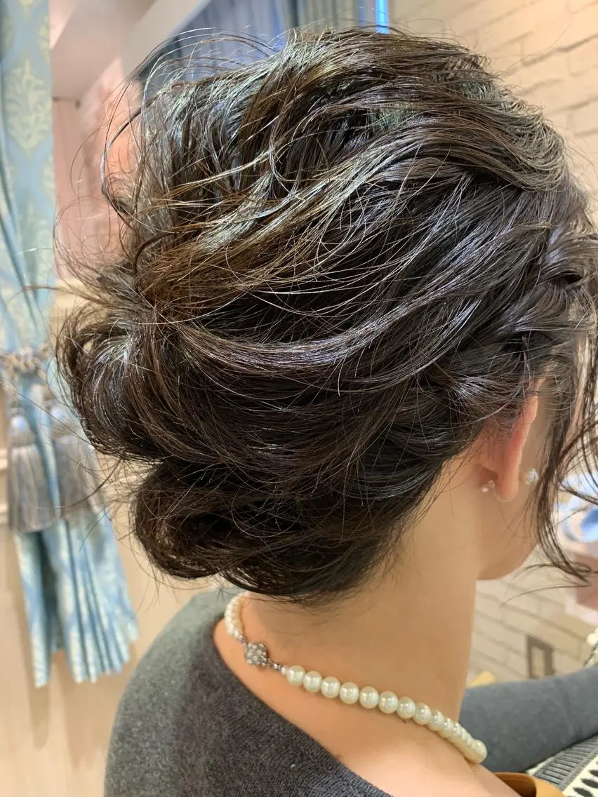 セミロング カラー パーマ ヘアアレンジ ネイル マツエク・マツパ レイヤー&カラー 人気美容師倉崎涼のヘアスタイル