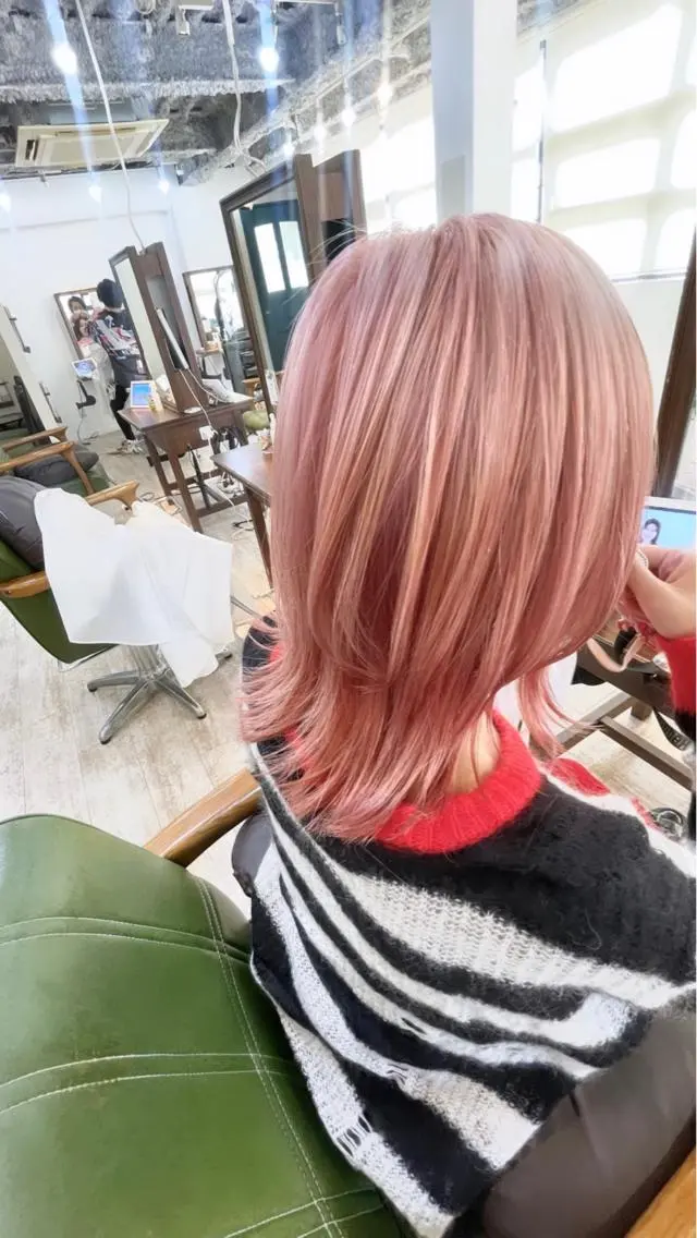 ミディアム カット ヘアカラー トリートメント ウルフカット/ボブ りなのヘアスタイル