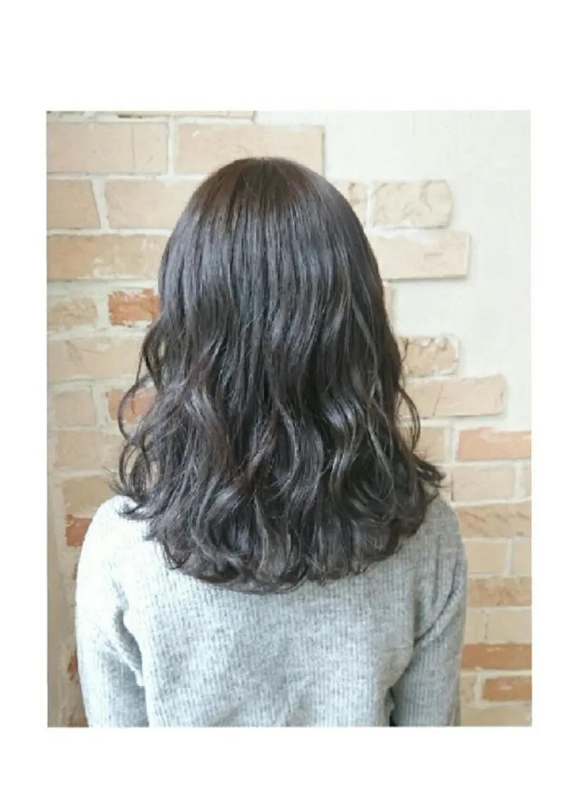 セミロング カラー アッシュ ダークアッシュ RU RIのヘアスタイル
