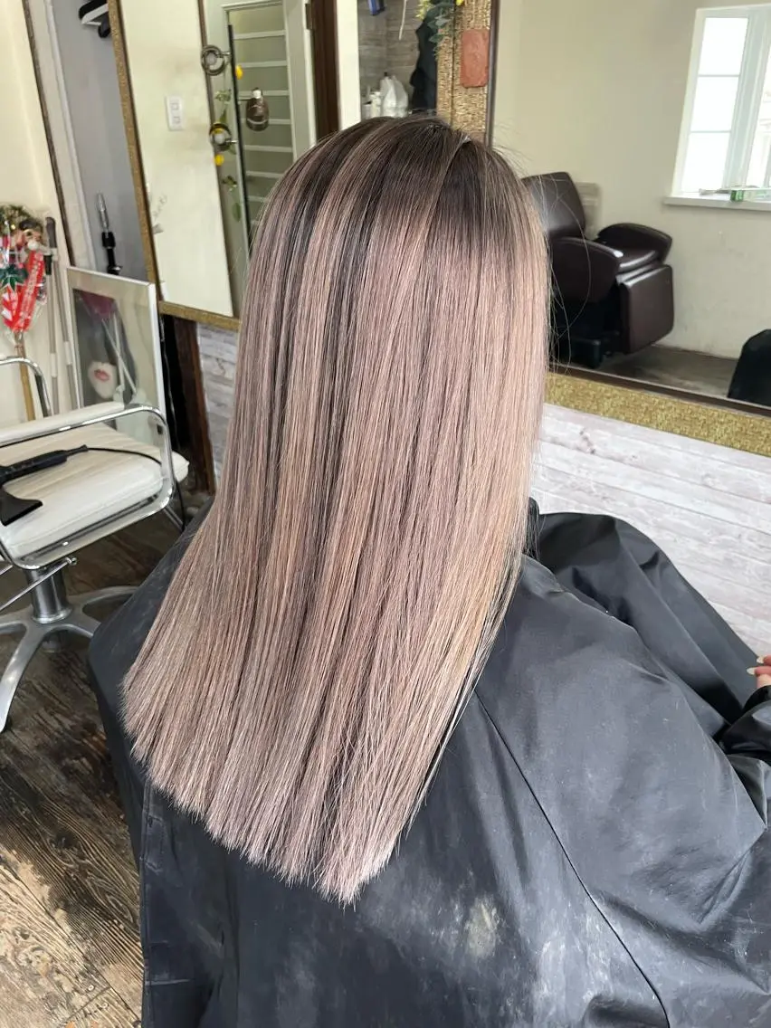 カラー ヘアカラー 渡辺 健太のヘアスタイル