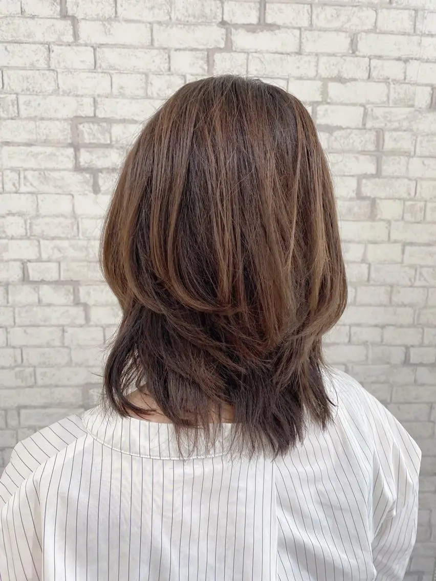 ミディアム カラー ヘアアレンジ カット ブリーチなし艶カラー 東家のヘアスタイル