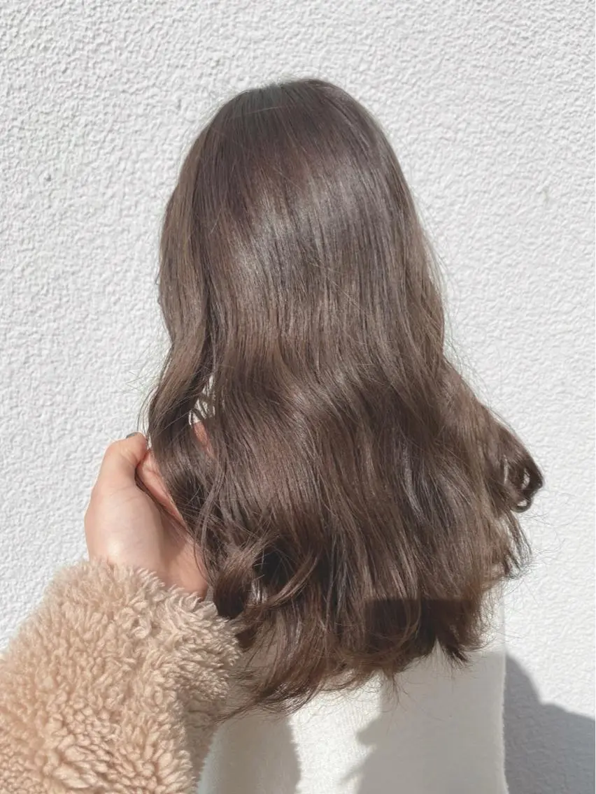 セミロング 髪質改善✨️透明感カ ラー✧*。山下さいみのヘアスタイル