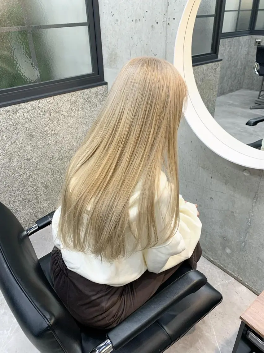ロング カラー ベージュカラー ブロンド ブロンドベージュ 透明感カラー ハイトーンカラー ヘアカラー トリートメント 垢抜けヘア♡柔らかい カラー/mihoのヘアスタイル