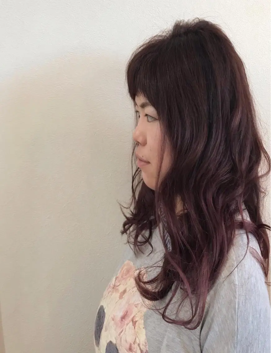 セミロング カラー ピンクカラー カット ヘアカラー トリートメント Rug Relief 吉田のヘアスタイル