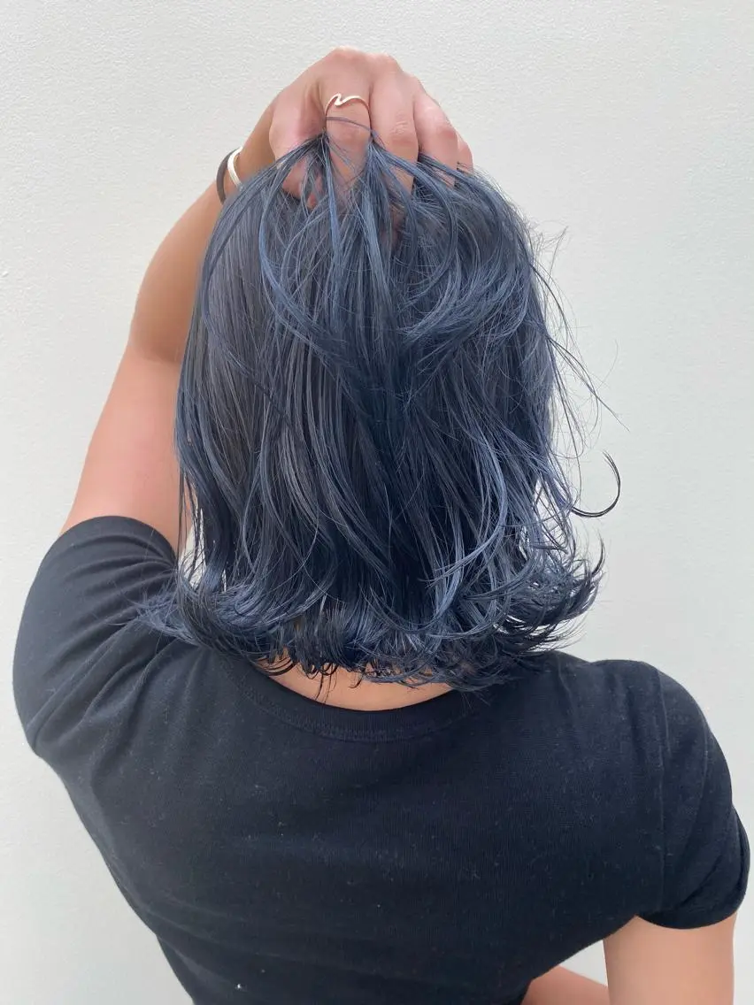 ショート カラー ブルーカラー 透明感カラー 吉留愛加/ 似合わせカットのヘアスタイル