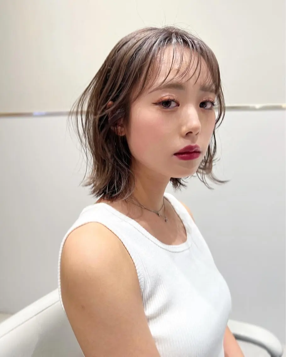 ショート カラー ベージュカラー 透明感カラー グレージュ ボブ カット ヘアカラー トリートメント レイヤー専門家 ダブルカラー修のヘアスタイル