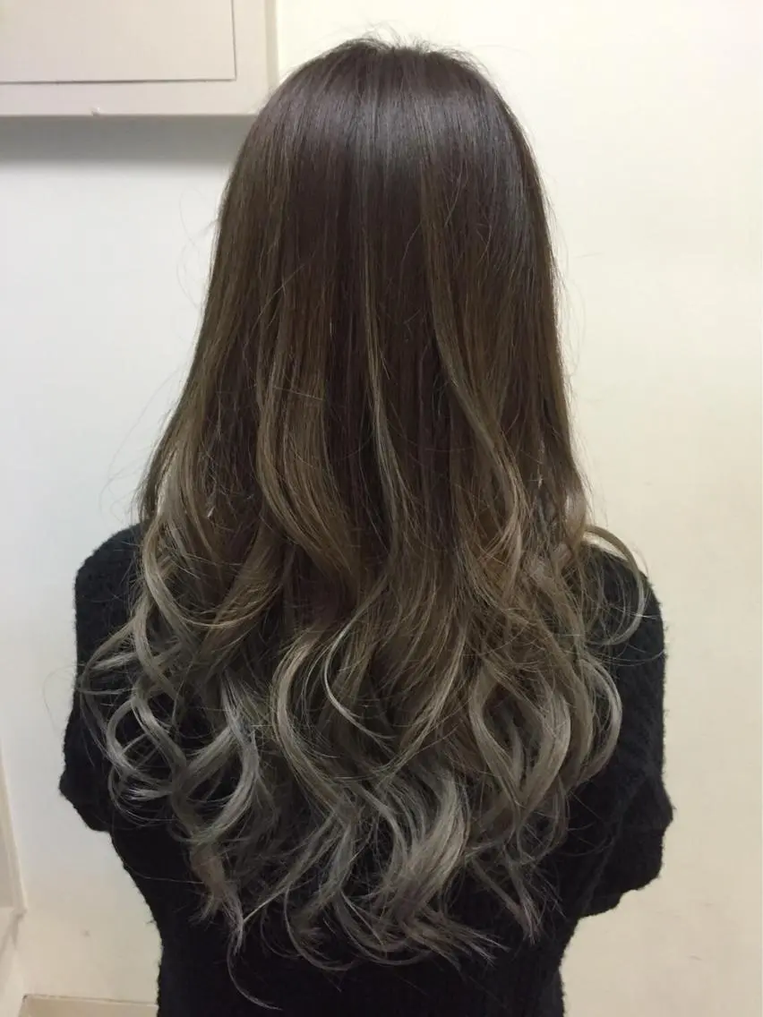 ロング カラー グラデーションカラー 店長担当🌟 矢吹ガブリエル🌟のヘアスタイル