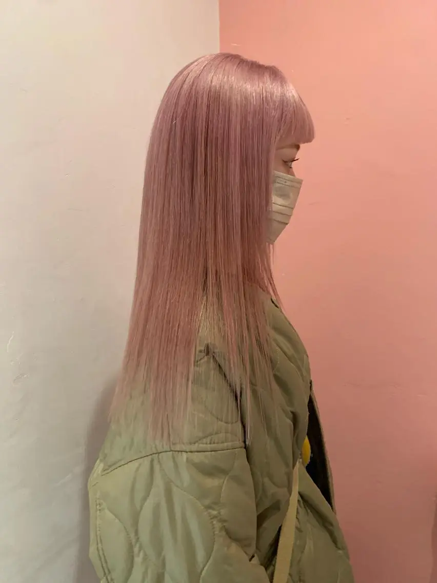 ロング カラー ピンクカラー ホワイトピンク HITOMI 福岡パーマのヘアスタイル