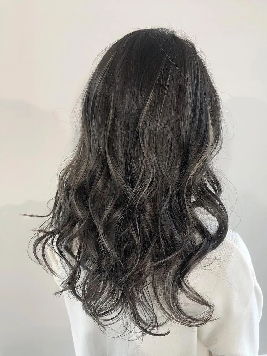 セミロング カラー パーマ ヘアアレンジ メンズパーマの巨匠 鈴木純のヘアスタイル