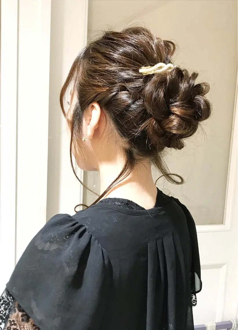 ロング ヘアアレンジ ロング 佐藤 美紅のヘアスタイル