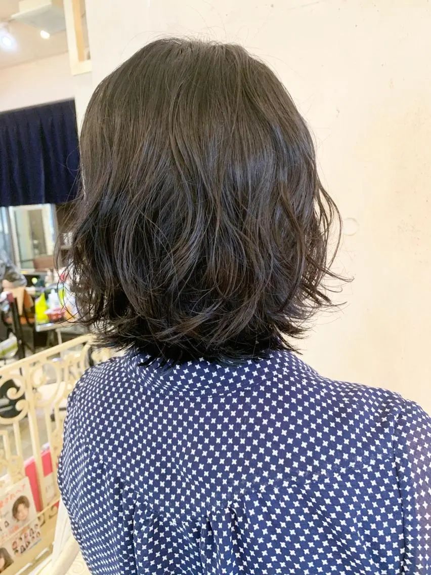 ミディアム パーマ 髪質改善 縮毛矯正/ レイヤー/銀座/本木のヘアスタイル