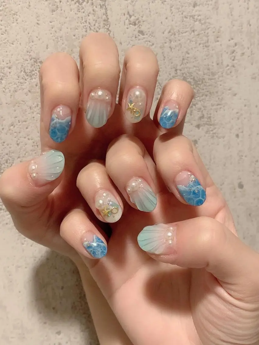 ネイル ネイリスト EMIのネイルデザイン
