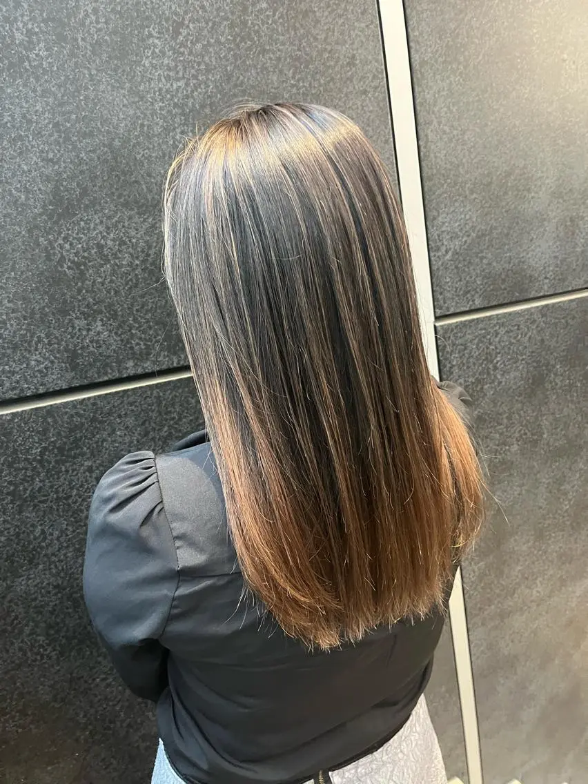 カラー バレイヤージュ メンズパーマ 工藤勇也のヘアスタイル