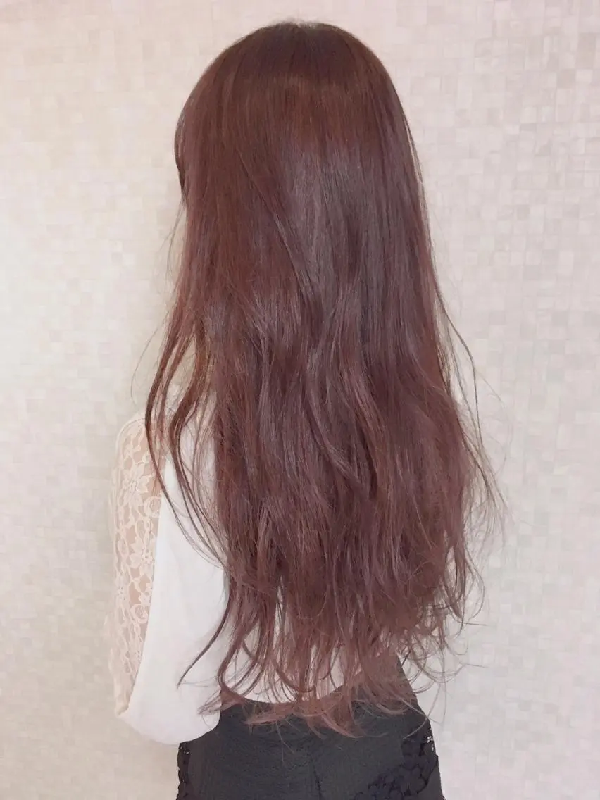 ロング カラー ヘアアレンジ インナーカラー ラベンダーカラー ピンクカラー ピンクラベンダー 栗林 実莉のネイルデザイン
