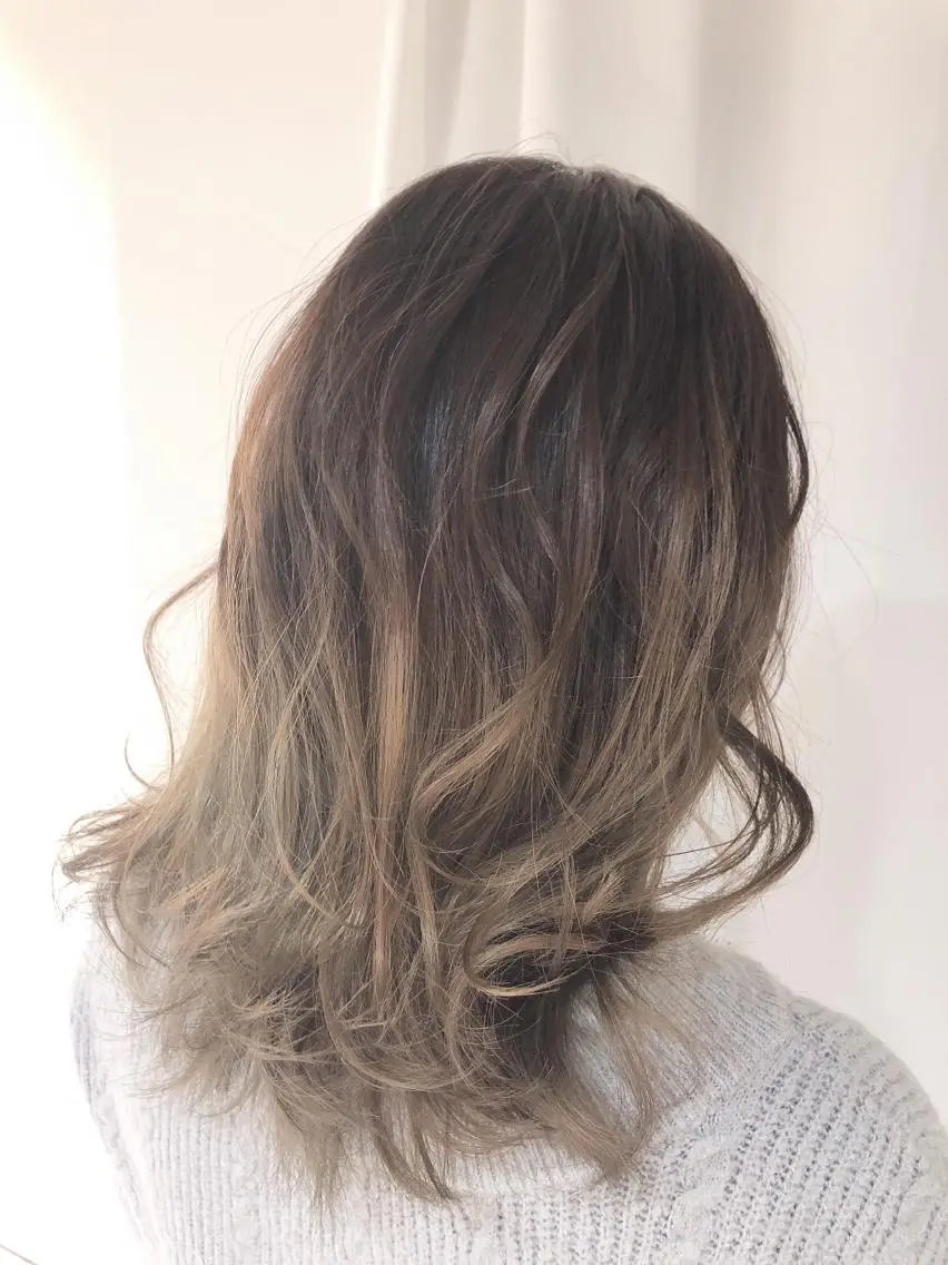 セミロング カラー ヘアアレンジ イルミナカラー カット ヘアカラー トリートメント ヘッドスパ レイヤー×ヘッドスパ *保田遥*のヘアスタイル