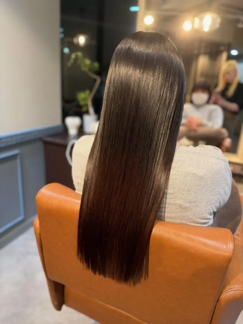 ロング 髪質改善 冨士 美織のヘアスタイル