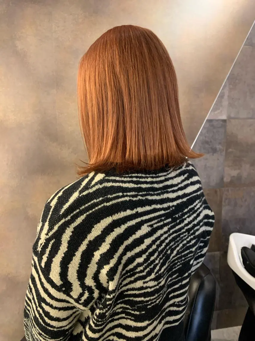 ミディアム カラー カット ヘアカラー SAKINO ベージュカラーのヘアスタイル