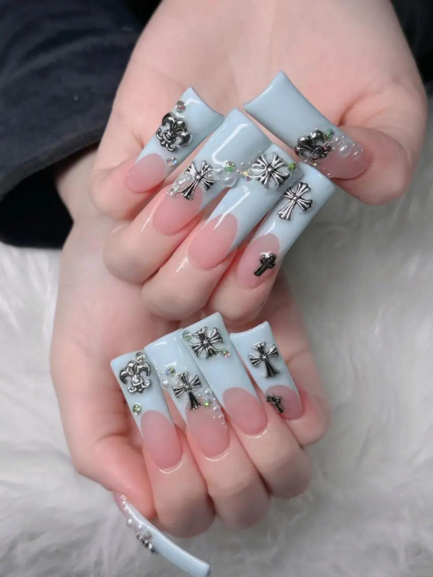 ネイル フレンチネイル ジェルネイル ハロウィン 韓国ネイル マグネットネイル ハンドネイル H.baby Nail Salonのネイルデザイン