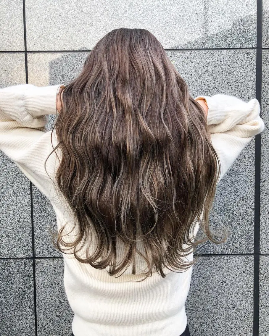 ロング カラー ベージュカラー ブロンド ブロンドベージュ TAKU 美容師のヘアスタイル