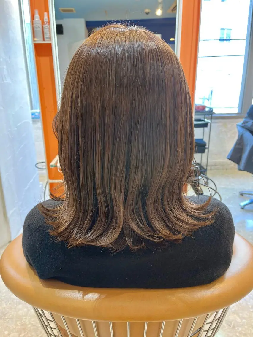 ミディアム カラー カット ヘアカラー うしだ かおるのヘアスタイル