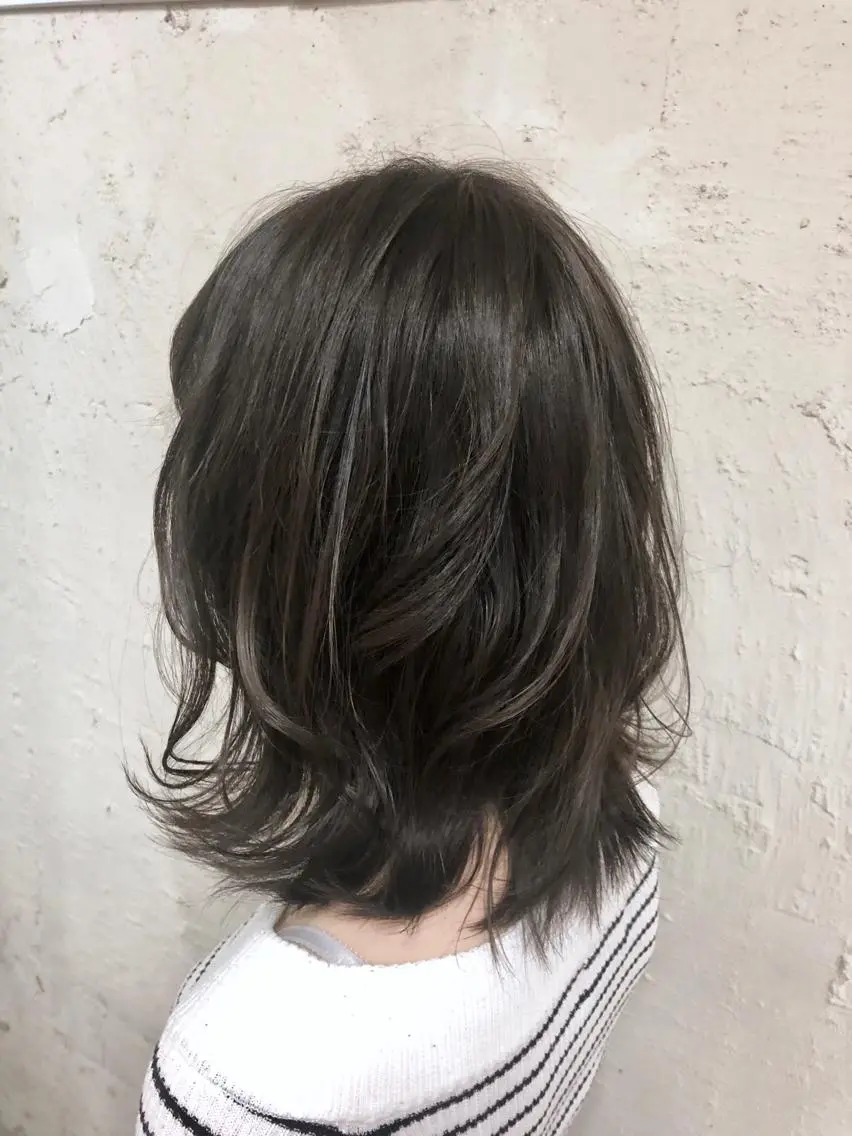 ミディアム カラー グレージュ イルミナカラー ラベンダーカラー ラベンダーグレージュ ラベンダーグレー 桐原 竜也のヘアスタイル