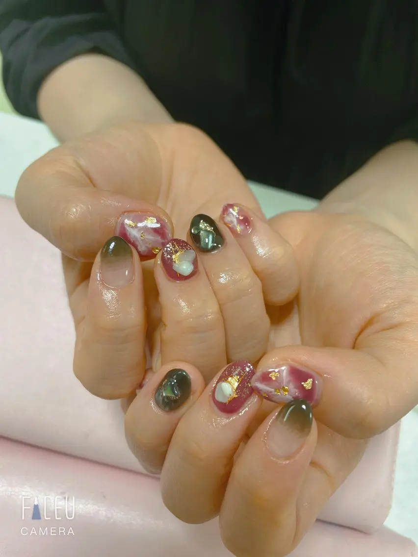 ネイル ネイルサロン エクラ 🌹【スカルプ専門】のネイルデザイン