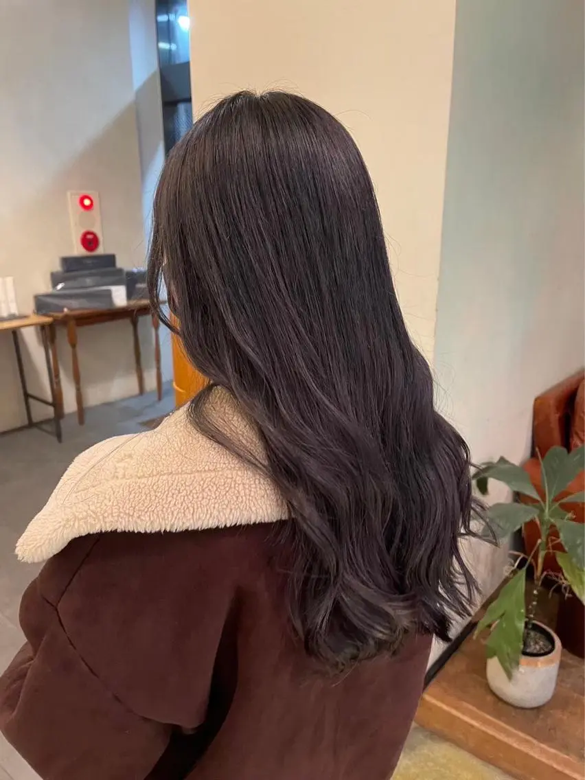 ロング カラー 愛瑠奈 erunaのヘアスタイル