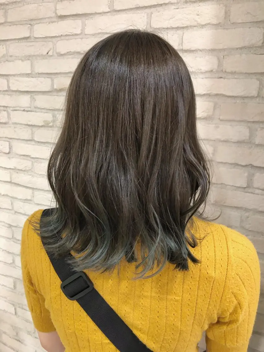 ミディアム カラー グラデーションカラー 大平 美沙のヘアスタイル