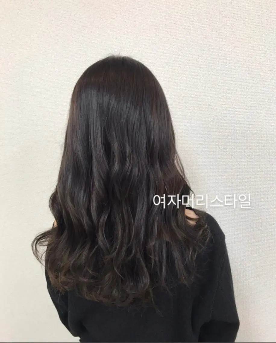 セミロング もりたみかこ 美容師お休み中のヘアスタイル