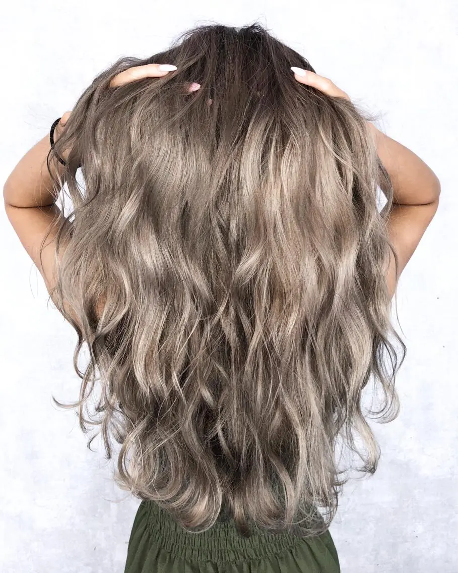 ロング カラー ブリーチ レイヤーカット BLend 渋谷のヘアスタイル