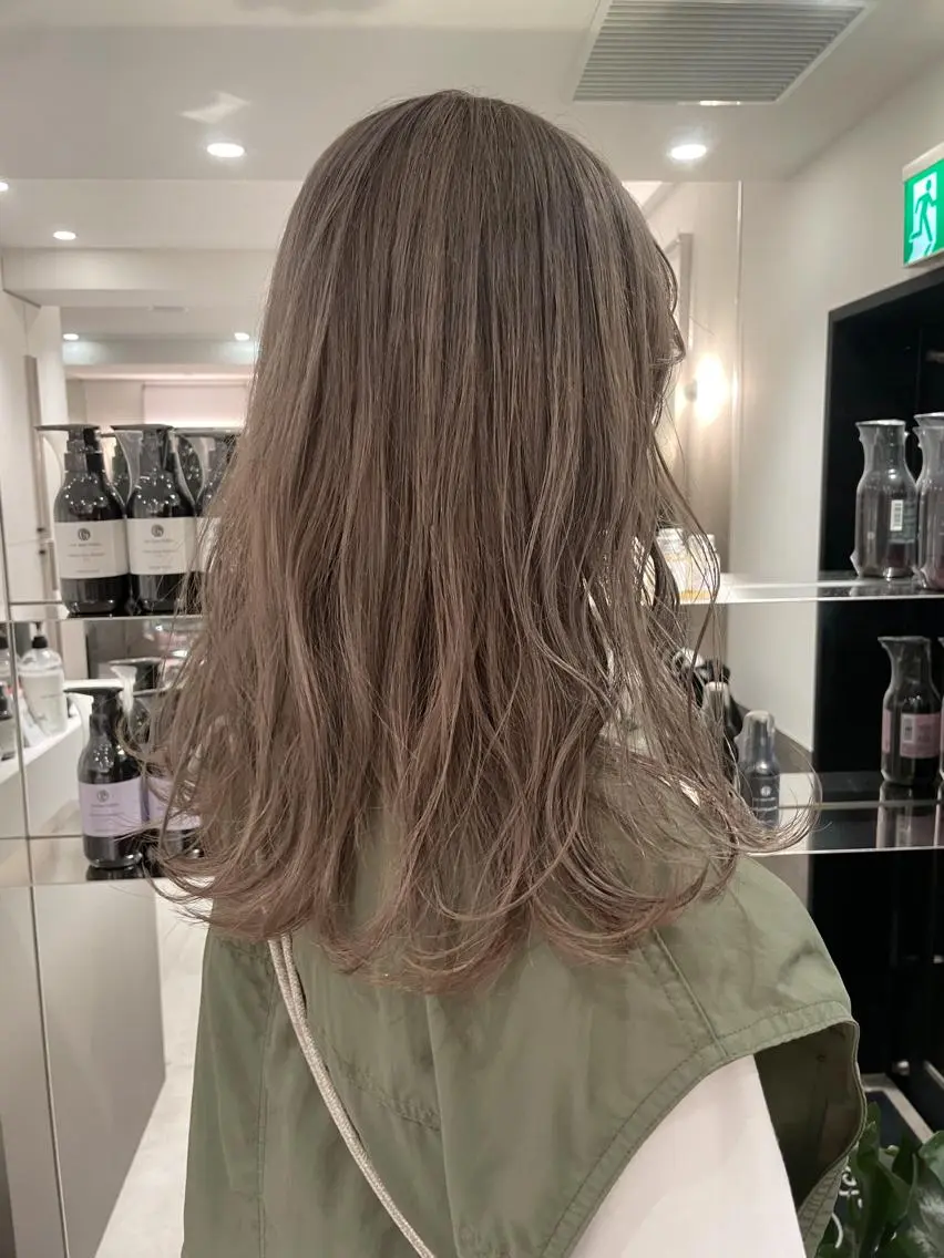 ロング カラー ヘアカラー トリートメント 🪞透け感&韓国ヘア 🪞honokaのヘアスタイル