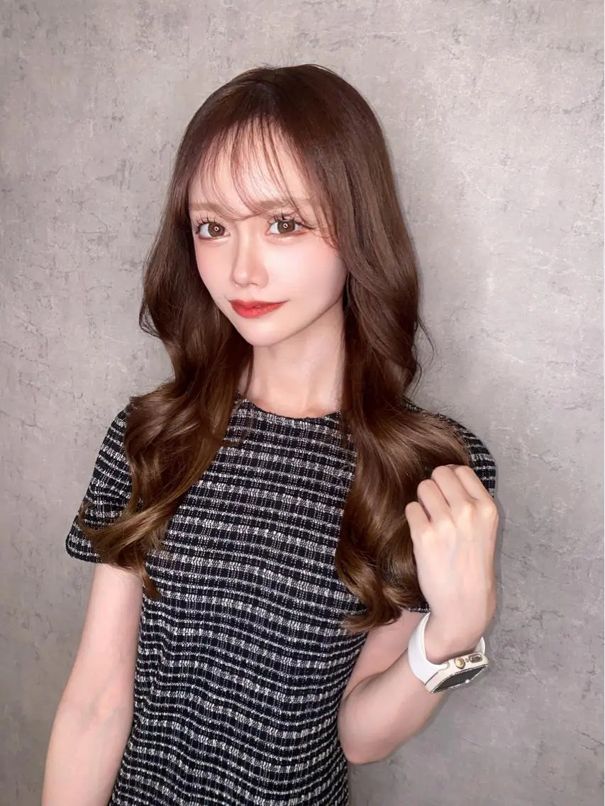 ロング シールエクステ アッシュ ミストバング パープルカラー エクステ エクステサロン GRIZZのヘアスタイル