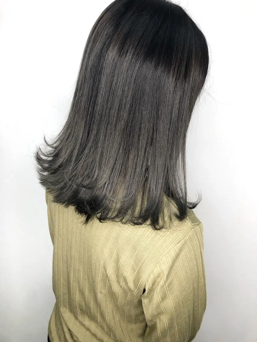 ミディアム カラー 服部 樹季のヘアスタイル