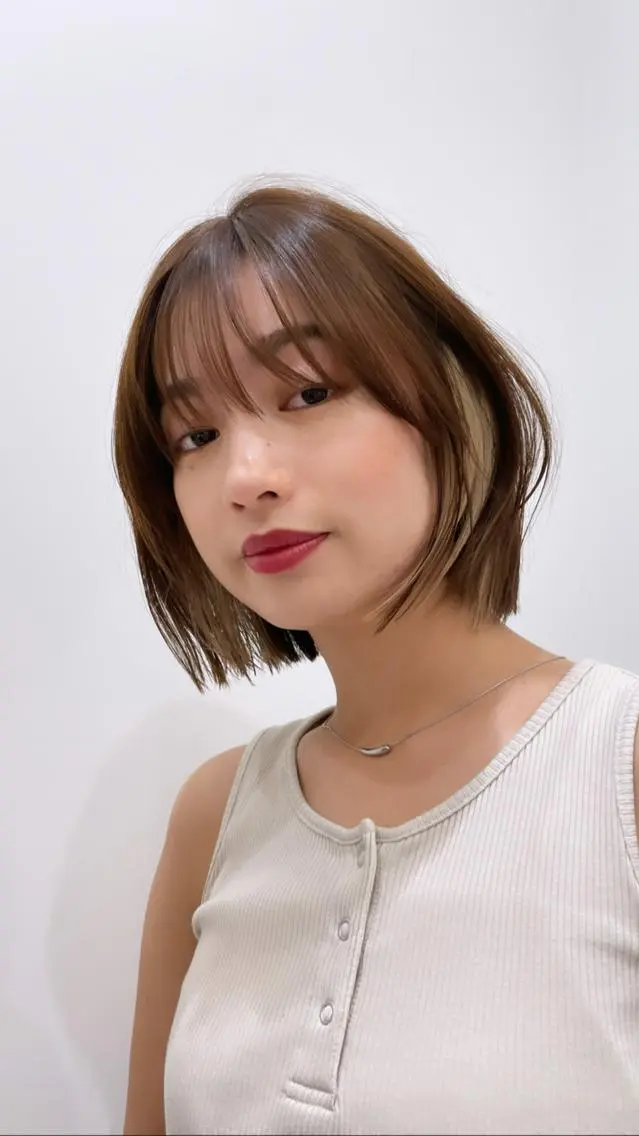 ミディアム カラー パーマ ヘアアレンジ 切りっぱなしボブ ショートボブ ボブレイヤー ベージュカラー ハイトーンカラー 🌿レイヤー/ブリー チ/🌿‬JINのヘアスタイル