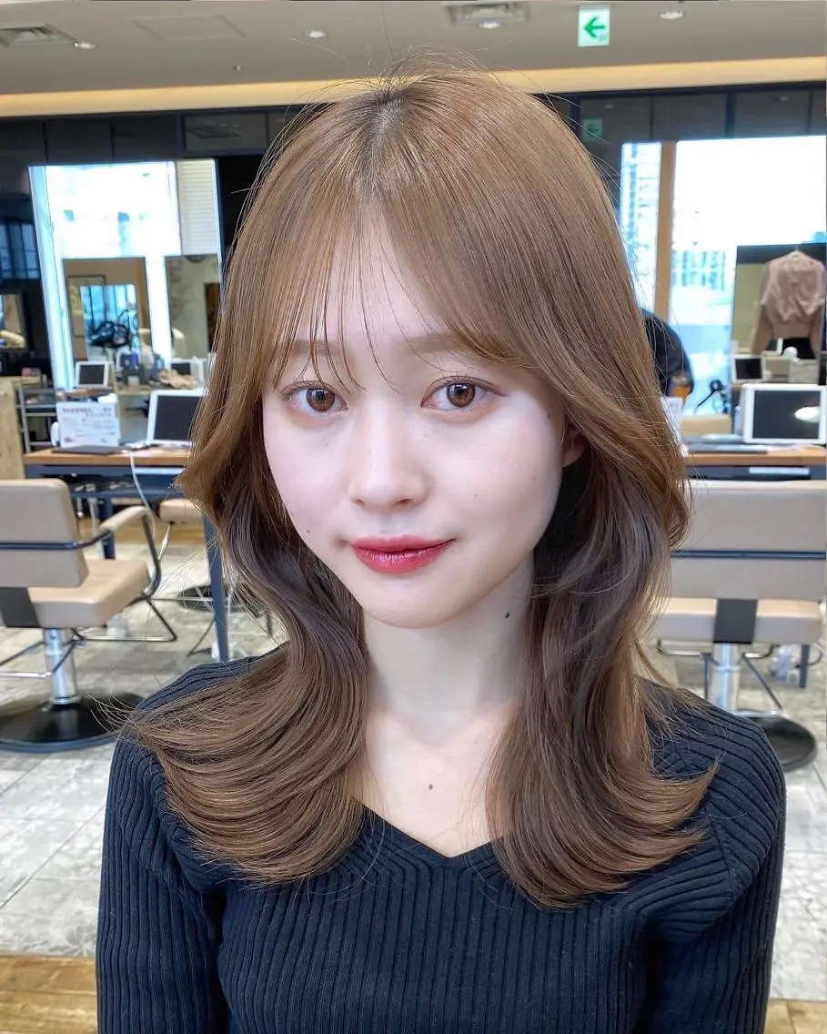 セミロング カラー カット ヘアカラー トリートメント 顔まわりカット🌟 くびれヘア/寺門遥輝のヘアスタイル