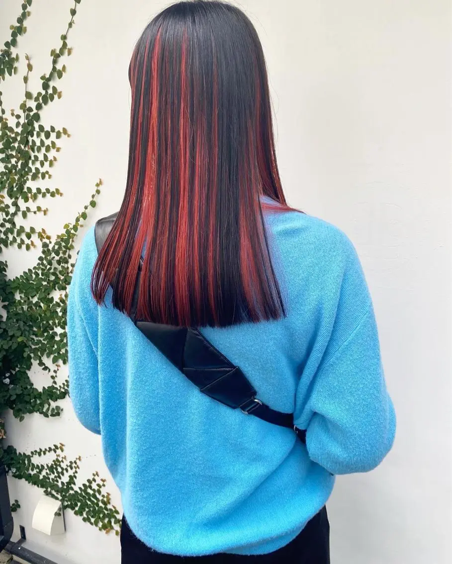 セミロング カラー ブリーチ レッドカラー tonari 梅田、中崎町のヘアスタイル