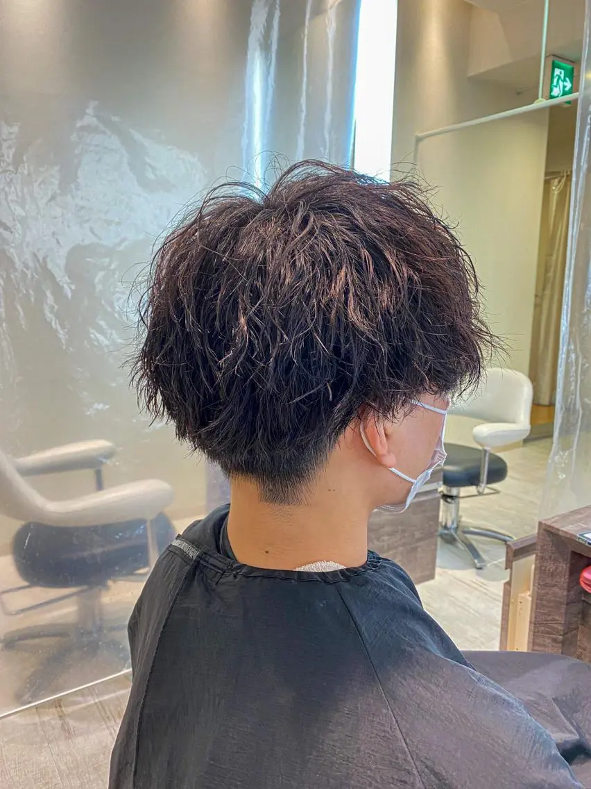 パーマ メンズ カット パーマ トリートメント スパイラル波巻き パーマ井本汰壱のヘアスタイル