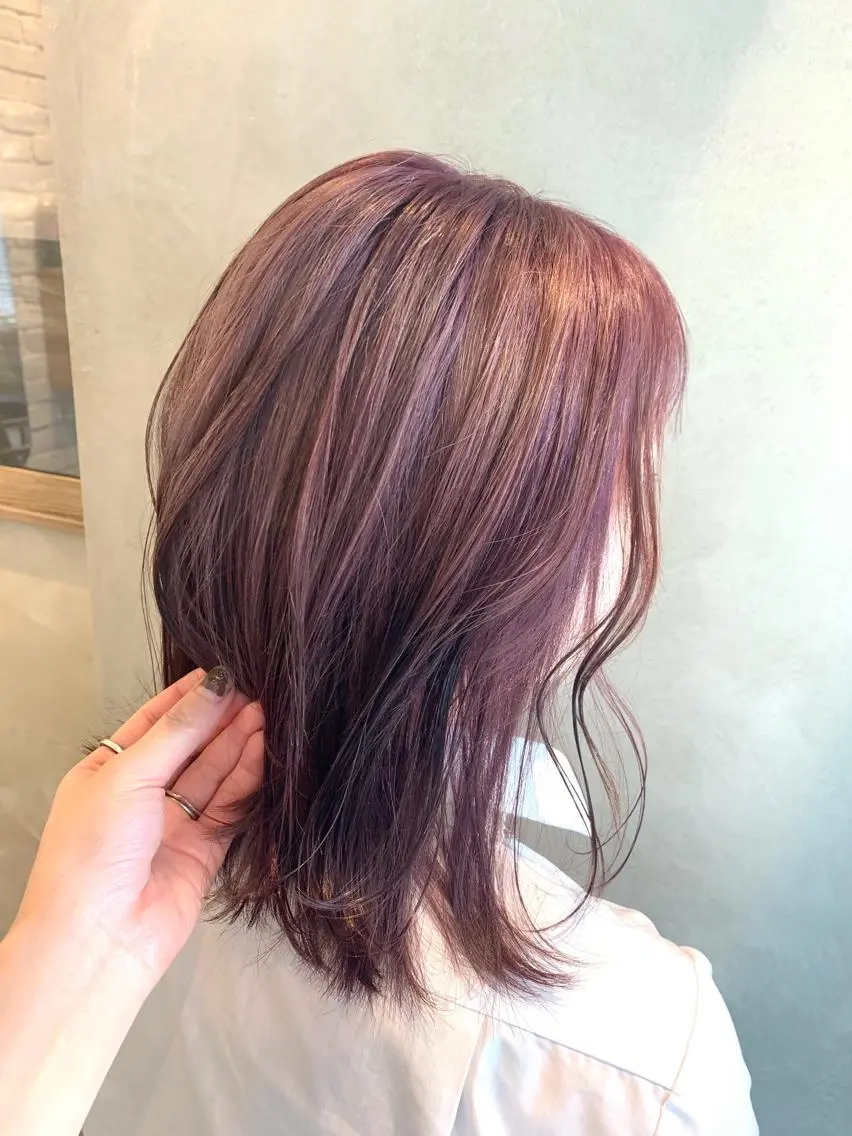ミディアム カラー 白髪に寄り添う美容師 オギノミワコですのヘアスタイル