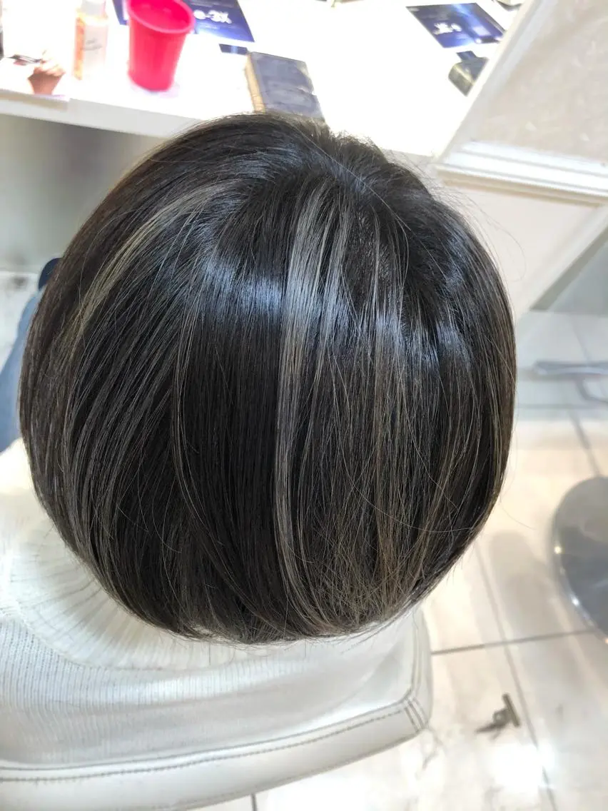ショート カラー 透明感カラー ハイライトカラー ハイライト 髪質改善 カット ヘアカラー トリートメント 🌈ぷる艶カラー🌈 髪質改善👑柳沼尚貴のヘアスタイル