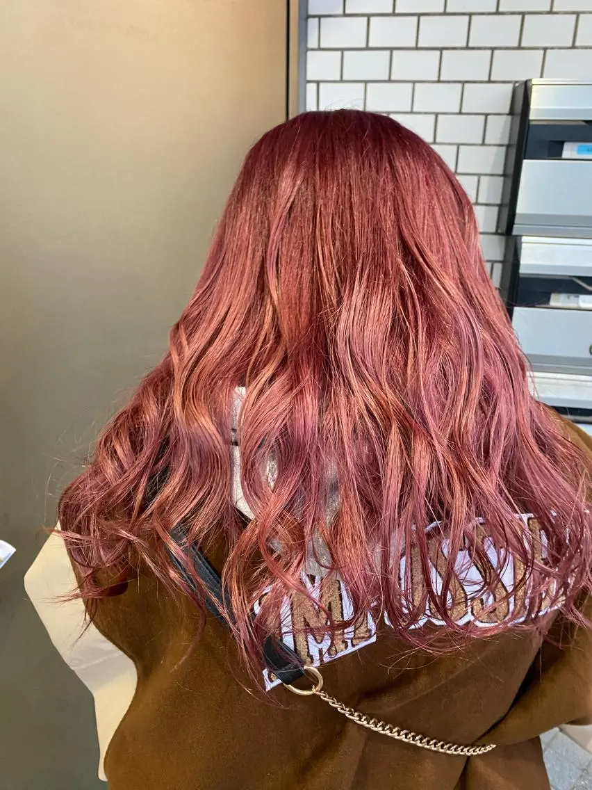セミロング カラー ダブルカラー ピンクカラー 産休の為お休みです! 小島凜のヘアスタイル